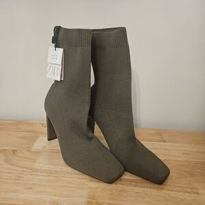 Zara Olive Ankle Boots 9